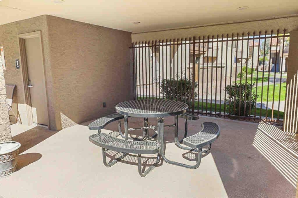 The Cool Cactus Condo With Pool And Jacuzzi Tempe Exterior photo