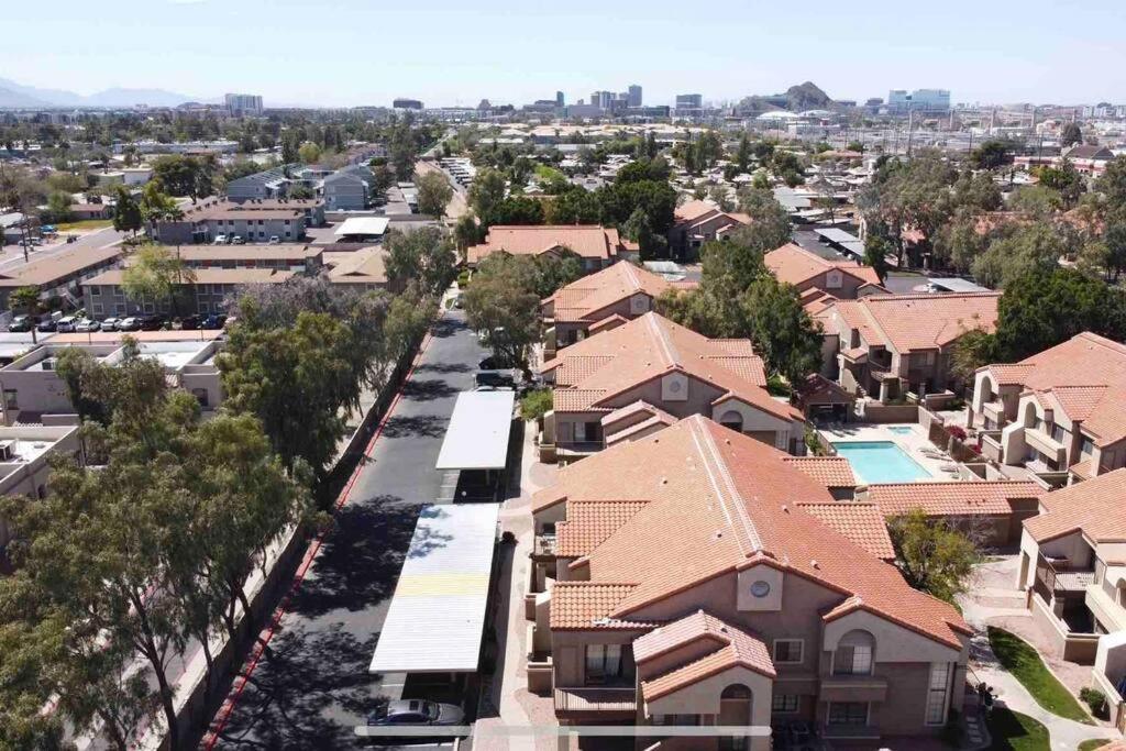 The Cool Cactus Condo With Pool And Jacuzzi Tempe Exterior photo