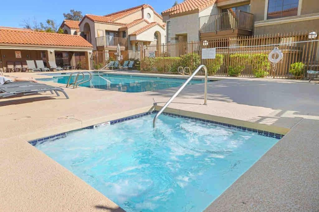 The Cool Cactus Condo With Pool And Jacuzzi Tempe Exterior photo